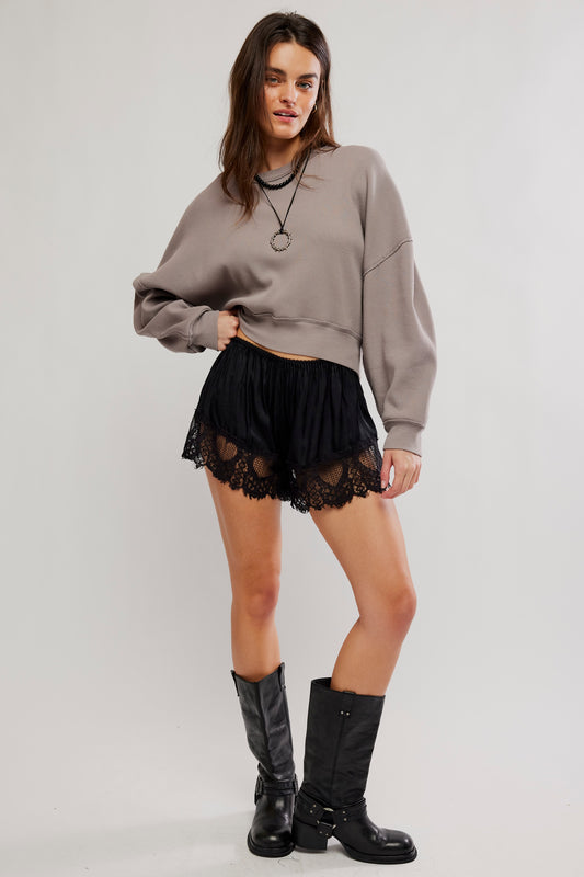 Skyliine Tee