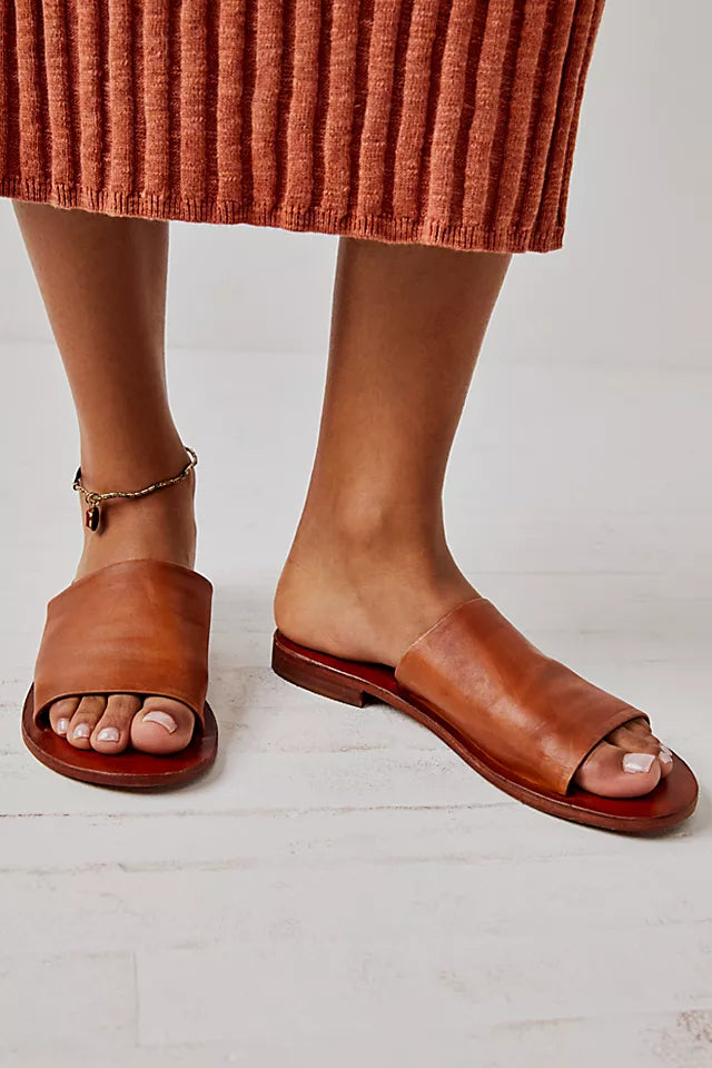 Vicente Slide Sandal