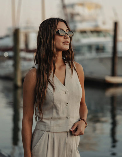 Leukos Linen Vest