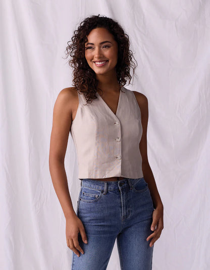 Leukos Linen Vest
