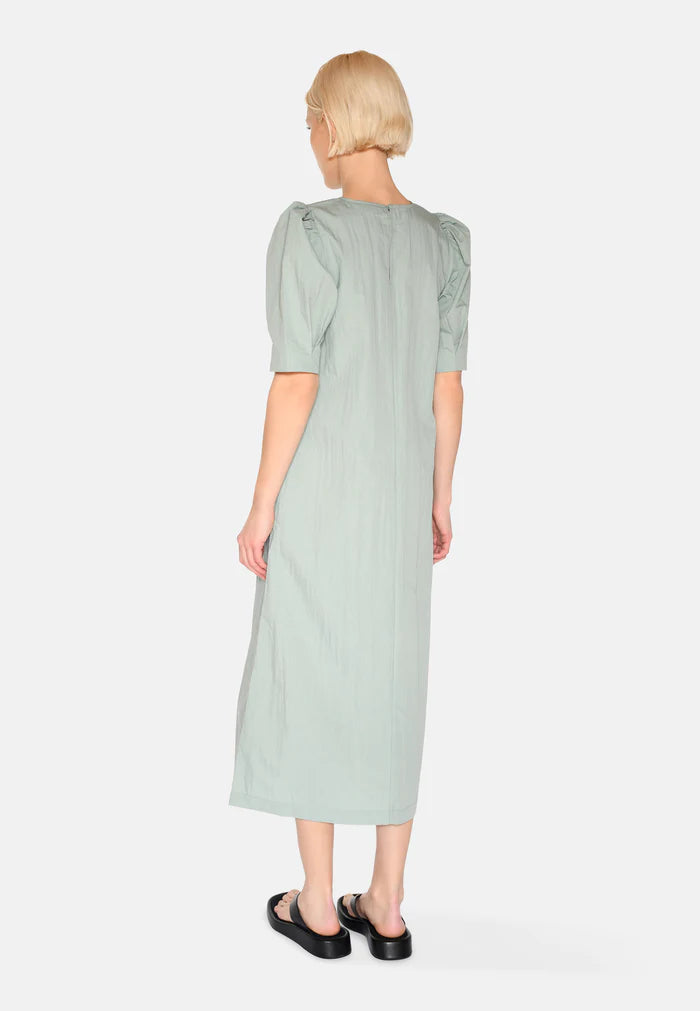 Vayas Dress